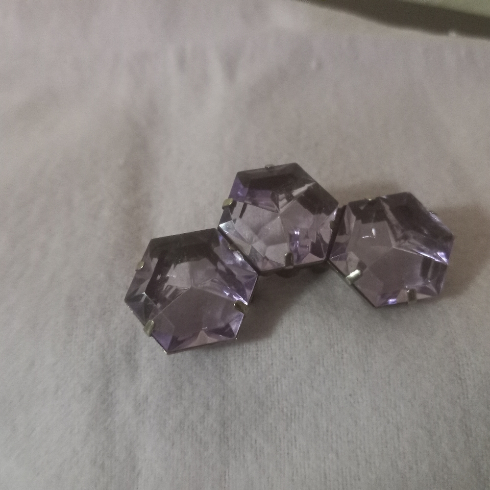 Vintage faux amethyst stone brooch